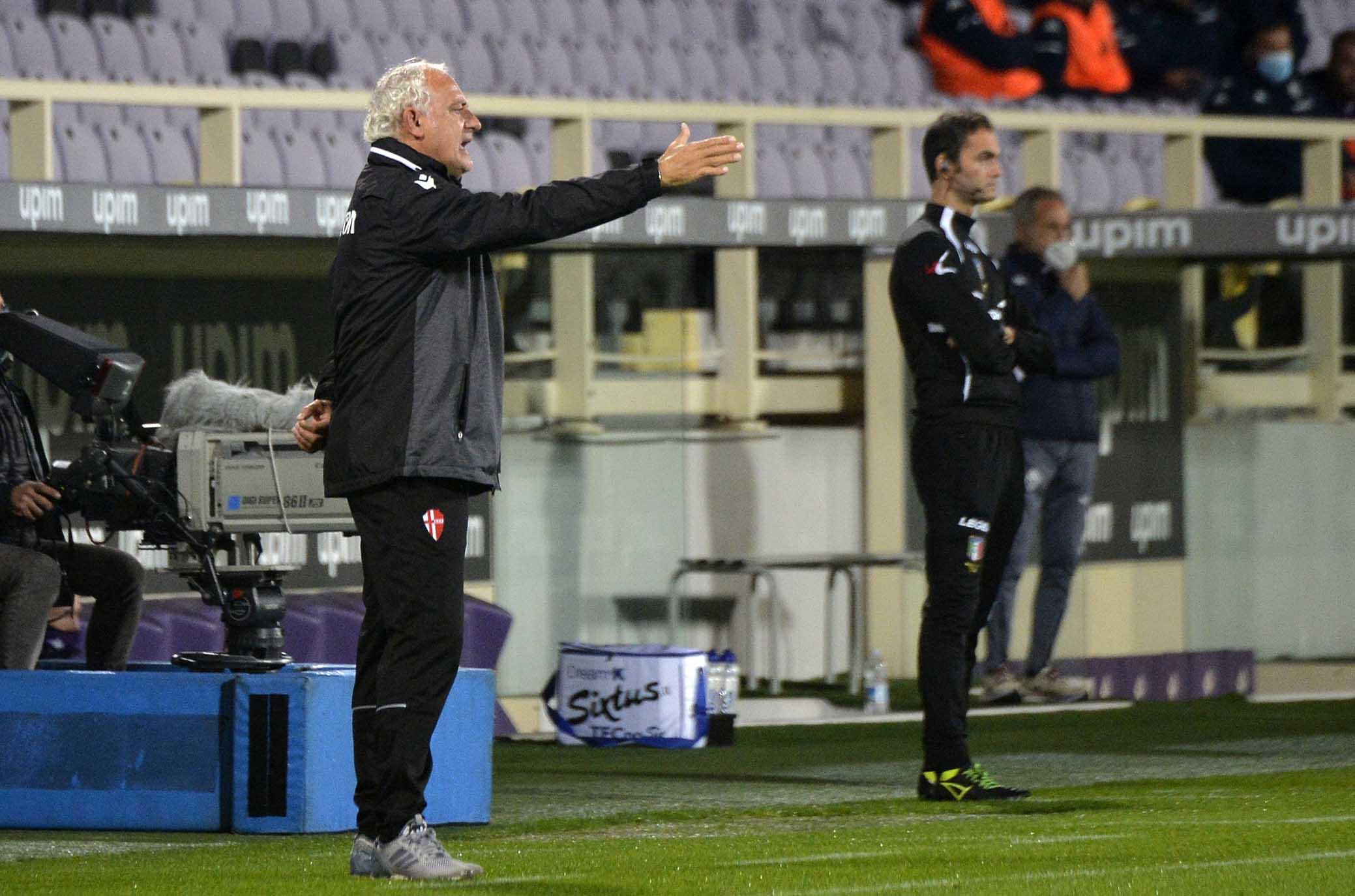 Mandorlini: «Bisogna dare di più, contro il Verona non sarà facile: Fiorentina, dimostra il tuo valore in campo»