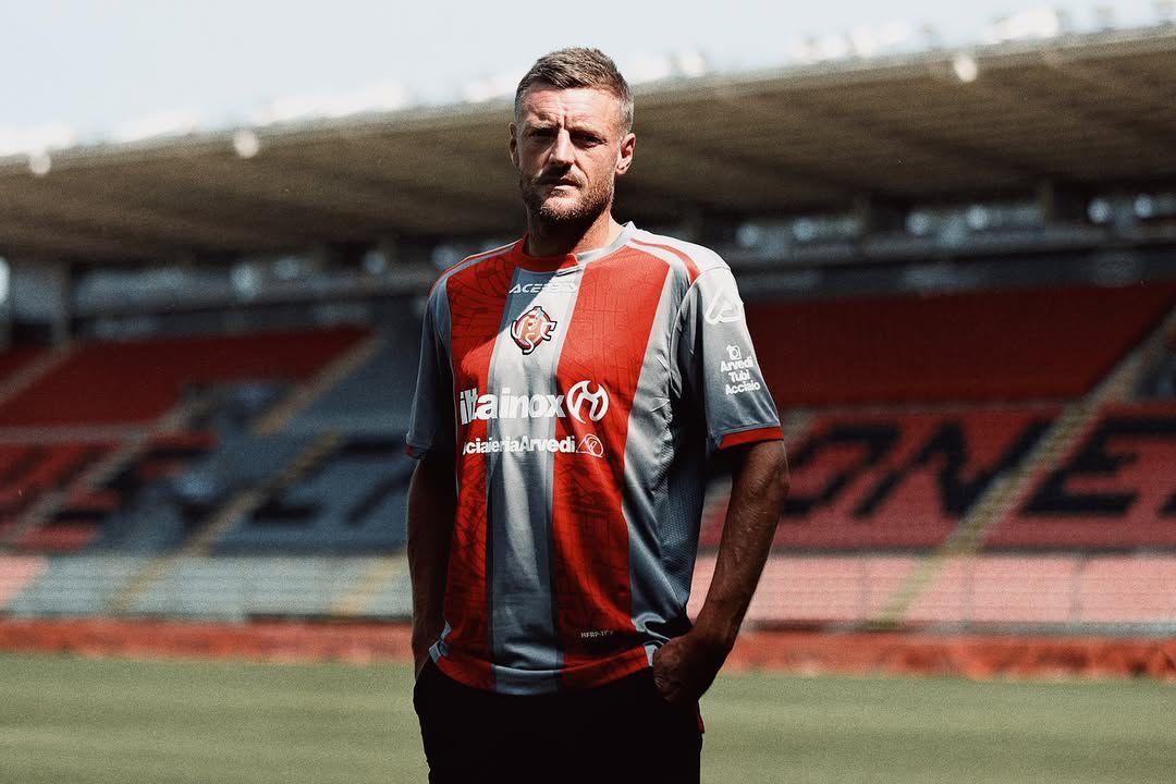 EA SPORTS FC Player Of The Month, a novembre la spunta Jamie Vardy